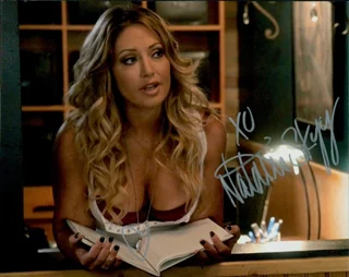 Natalie Skyy autograph