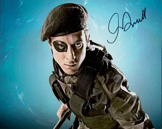 Arthur Darvill autograph