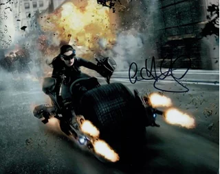 Anne Hathaway autograph