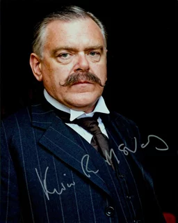 Kevin McNally autograph