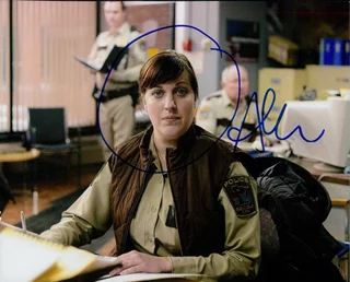 Allison Tolman autograph