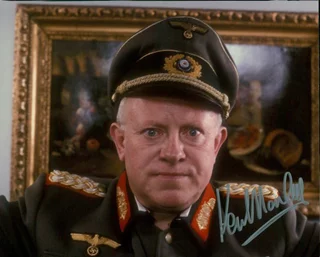 Ken Morley autograph