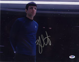 Zachary Quinto autograph