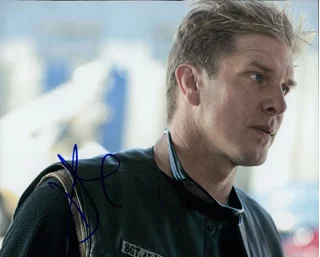 Kenneth Johnson autograph