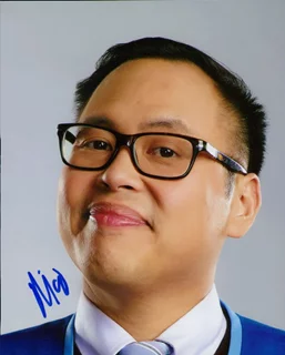 Nico Santos autograph