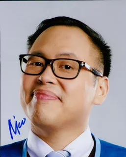 Nico Santos autograph