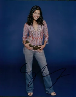 Shelley Conn autograph