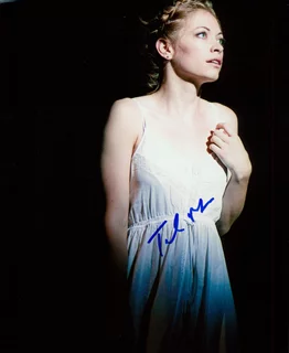 Talisa Friedman autograph