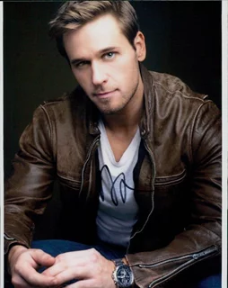 Dan Amboyer autograph