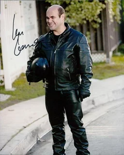 Ian Gomez autograph