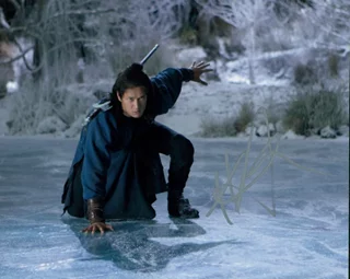 Harry Shum Jr. autograph