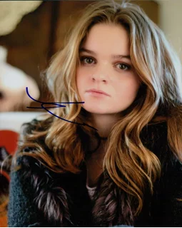 Kerris Dorsey autograph