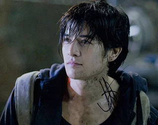 Jon Foo autograph