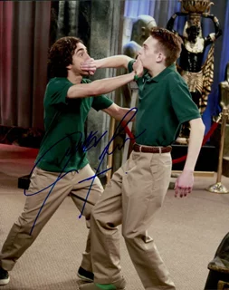 Mateo Arias autograph