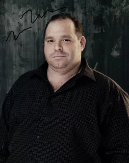 Louis Lombardi autograph