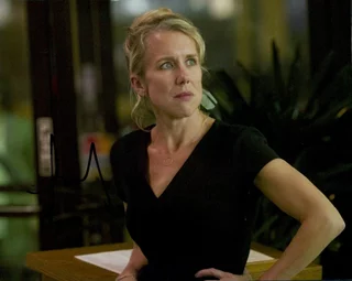 Lauren Weedman autograph