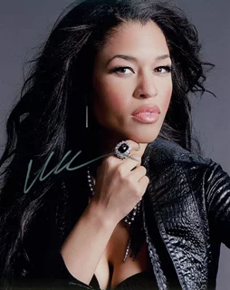 Kali Hawk autograph