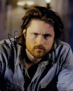 Martin Henderson autograph