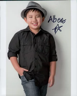 Albert Tsai autograph