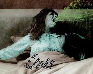 Eileen Dietz autograph