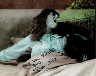 Eileen Dietz autograph