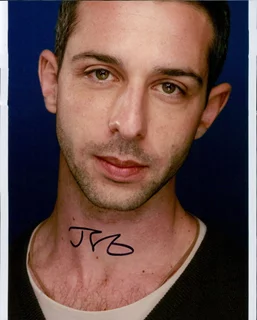 Jeremy Strong autograph