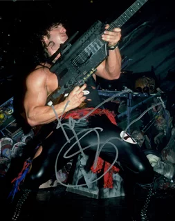 Kane Roberts autograph