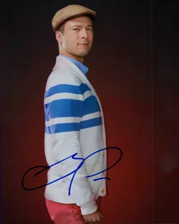 Glen Powell autograph