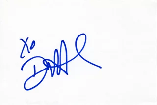 Daryl Hannah autograph