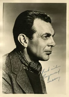 Raymond Massey autograph