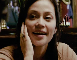 Fernanda Andrade autograph