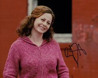 Geraldine Hughes autograph