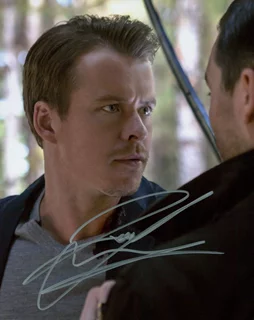Todd Lasance autograph