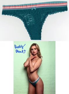 Maddy Monet autograph