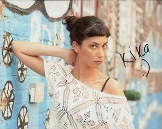 Kika Magalhaes autograph