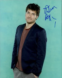 Adam Pally autograph