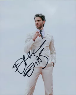 Erick Elias autograph