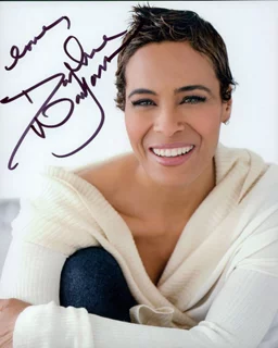 Daphne Wayans autograph