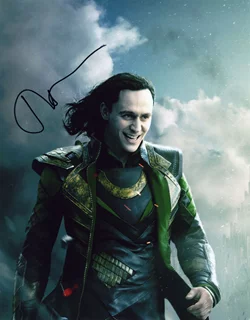 Tom Hiddleston autograph