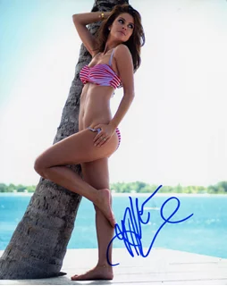 Maria Menounos autograph
