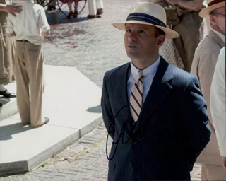 Anatol Yusef autograph