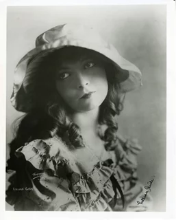 Lillian Gish autograph