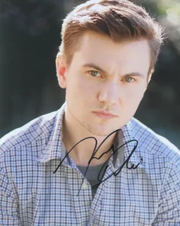 Kam Dabrowski autograph