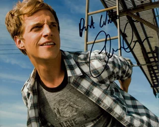 Chris Geere autograph