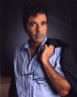 Kevin Pinassi autograph