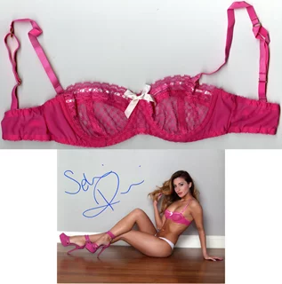 Selena Riviera autograph