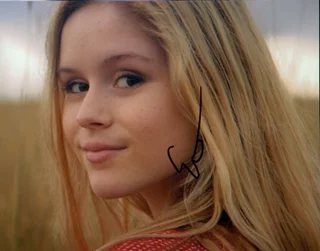 Erin Moriarty autograph