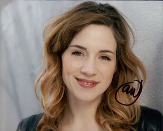 Alice Wetterlund autograph