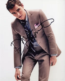 Dave Franco autograph