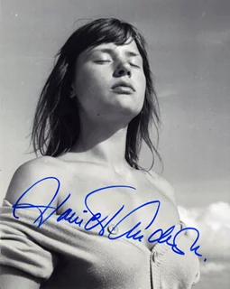 Harriet Anderson autograph